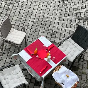 Il Portico Del Conte Frühstückspension Bosisio Parini